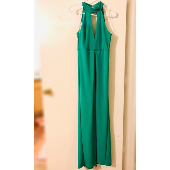 🚫🚫SOLD jumpsuit🚫🚫 - Picture 3 of 7